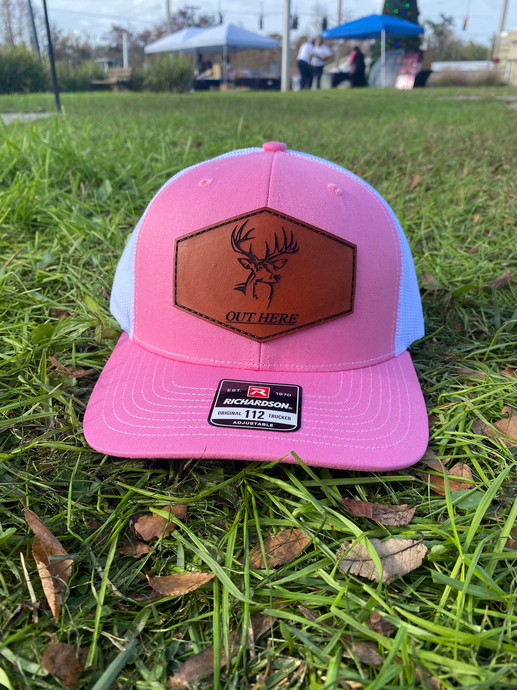 Buck Logo Pink/White